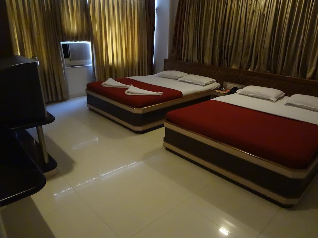 Hotel Ashwin Mumbai Exterior foto